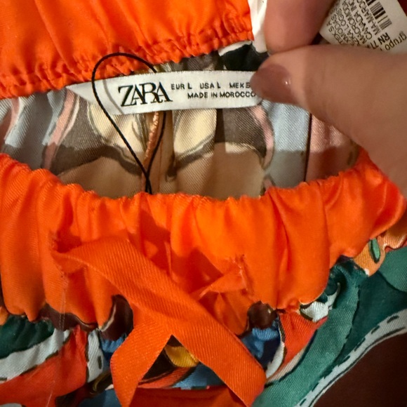 Zara Flowy Printed Pants - Large - Picture 3 of 3